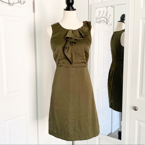 LOFT Dresses & Skirts - LOFT Size 0 Green Dress with Ruffles